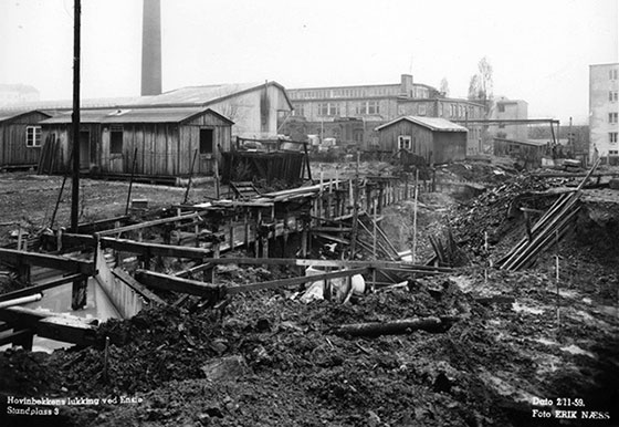 hovinbekken_legges_i_ror2